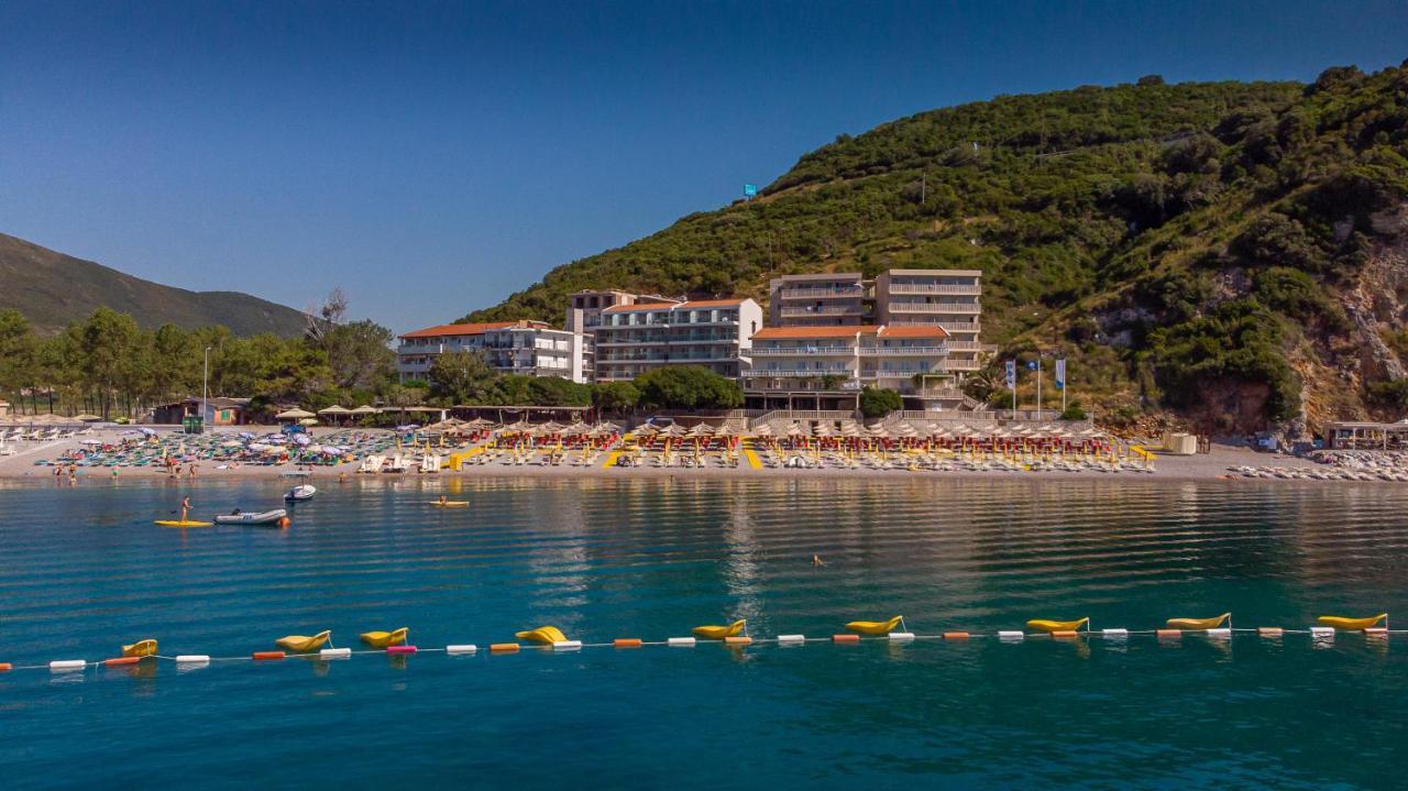 Poseidon The Beach Hotel Будва Екстериор снимка