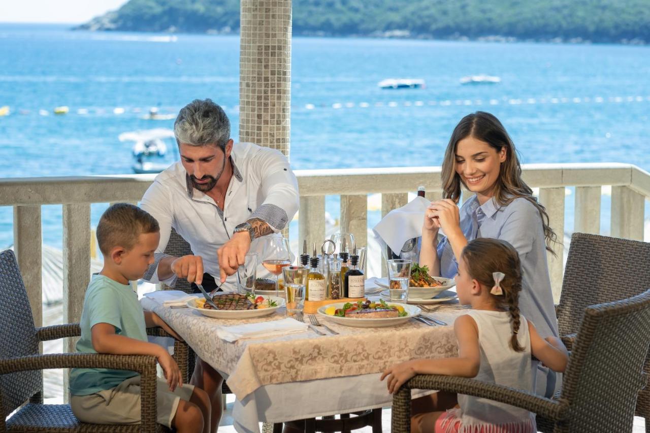 Poseidon The Beach Hotel Будва Екстериор снимка