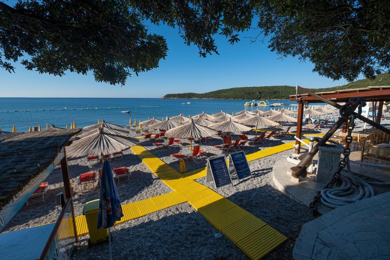 Poseidon The Beach Hotel Будва Екстериор снимка
