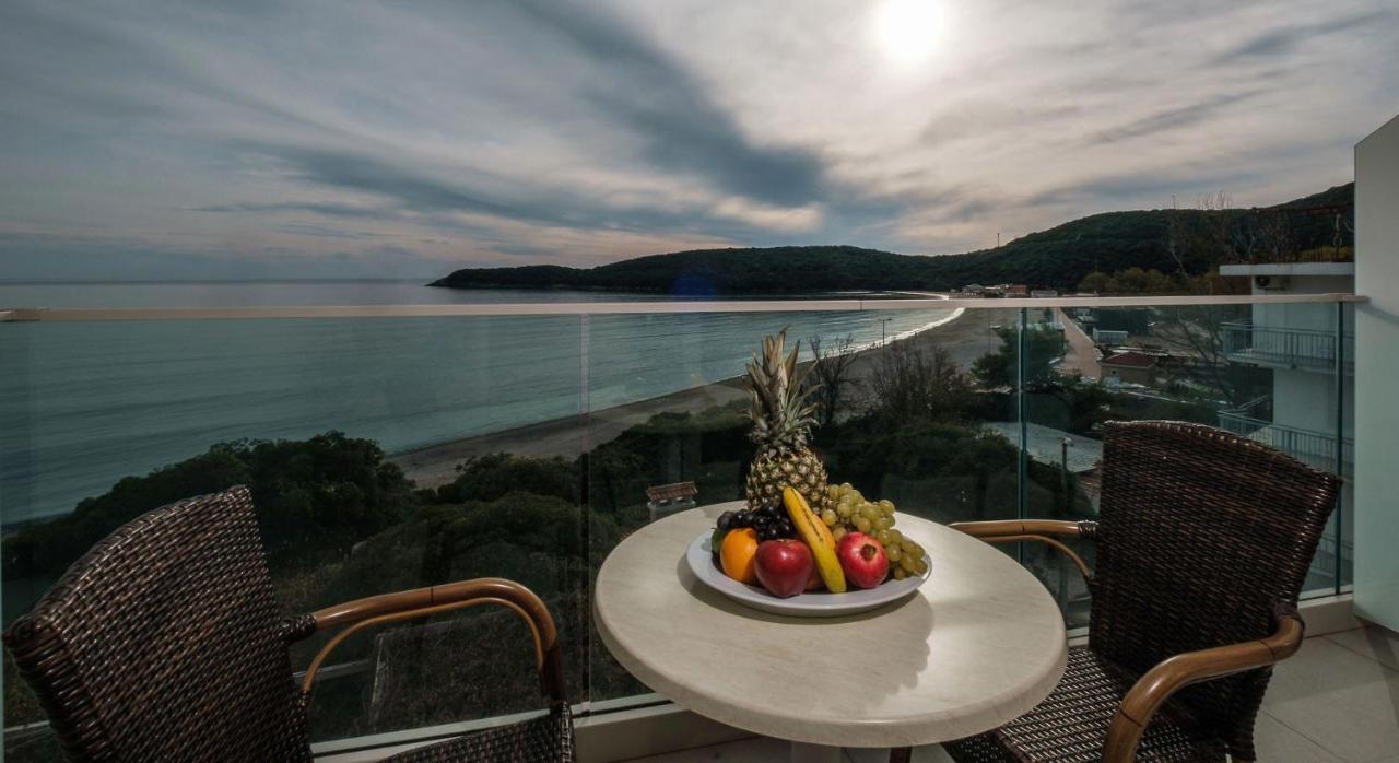 Poseidon The Beach Hotel Будва Екстериор снимка
