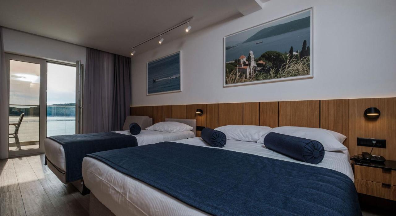 Poseidon The Beach Hotel Будва Екстериор снимка