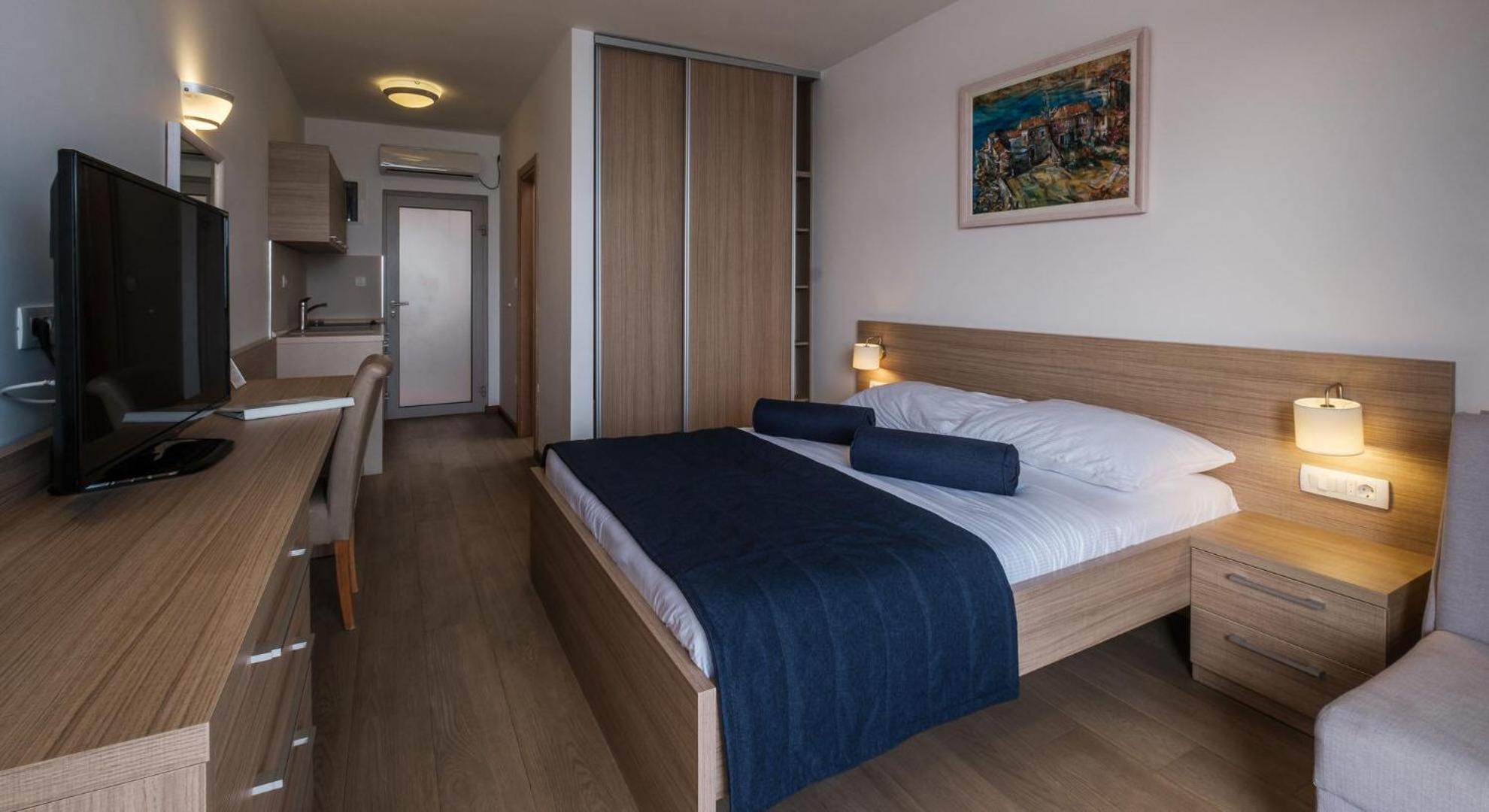 Poseidon The Beach Hotel Будва Екстериор снимка
